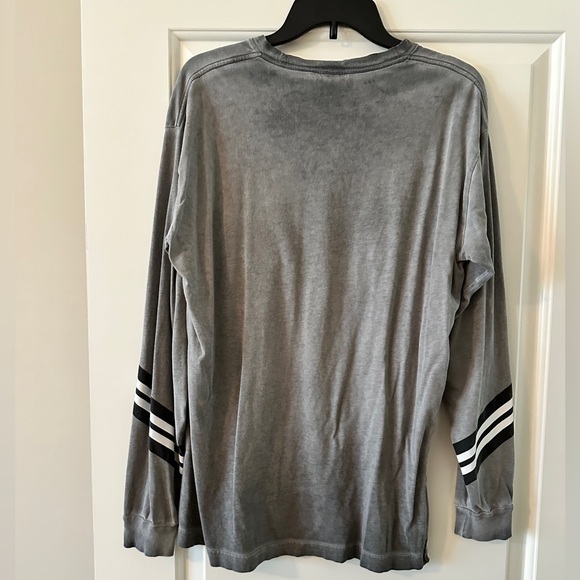 VS PINK long sleeve shirt. Size Medium. - Picture 2 of 2